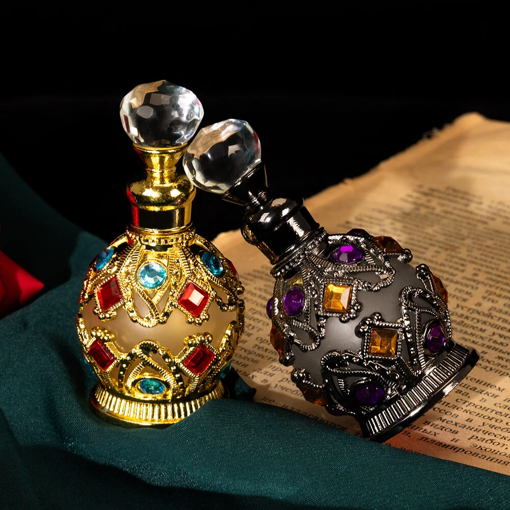 Ozdobne okrągłe butelki na perfumy z detalami w stylu klejnotów